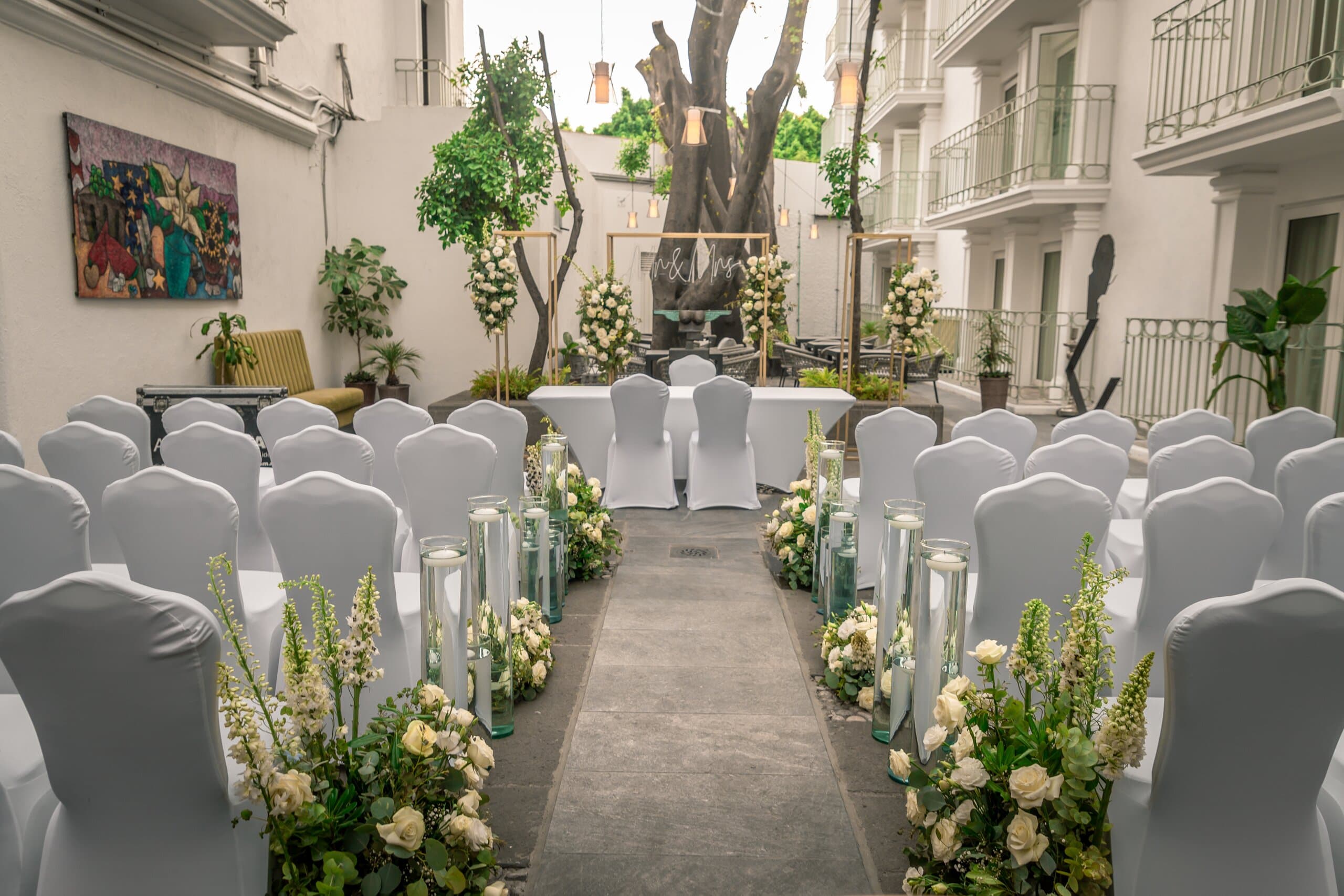 Novia editorial con diseño floral de Clhei